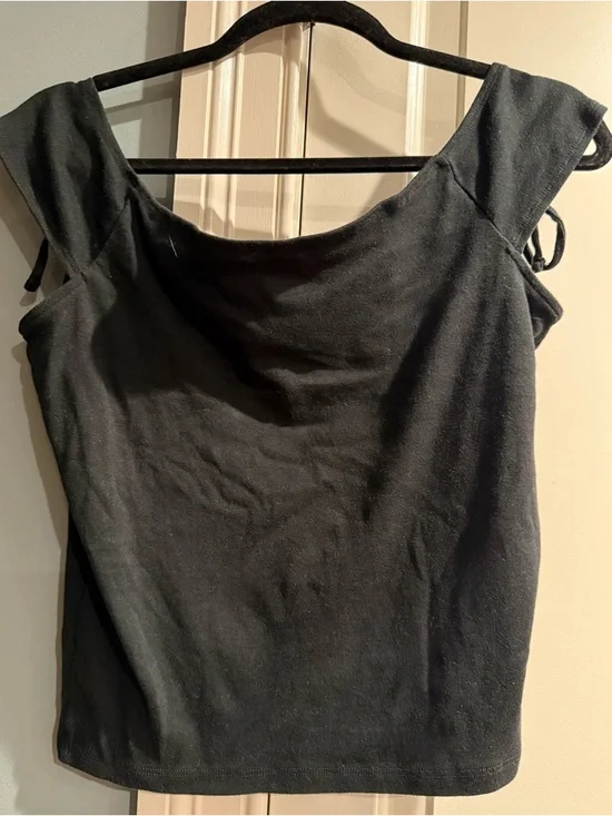 Hollister Black Tie-Shoulder Women's Top sz L - Picture 3 of 4